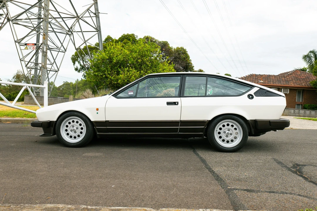 1984 Alfa Romeo Alfetta GT - Image 12 of 21