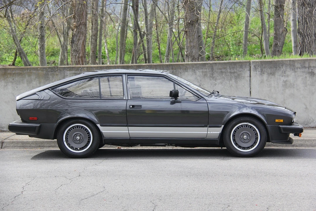 1984 Alfa Romeo Alfetta GT - Image 15 of 31