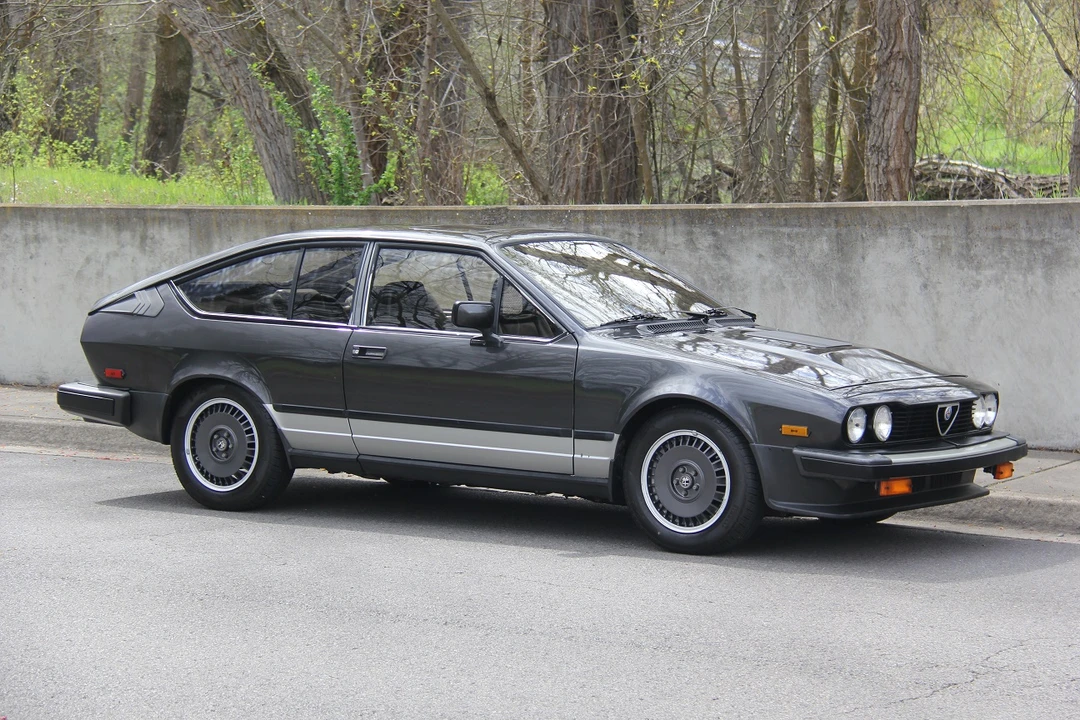1984 Alfa Romeo Alfetta GT - Image 14 of 31