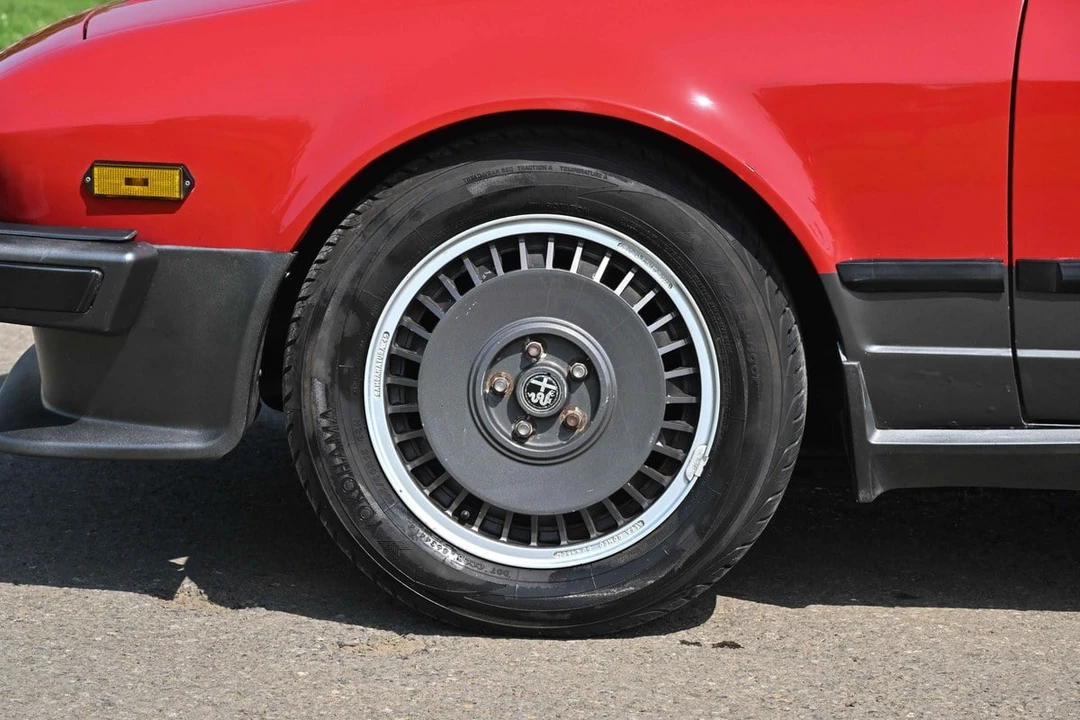 1984 Alfa Romeo Alfetta GT - Image 14 of 30