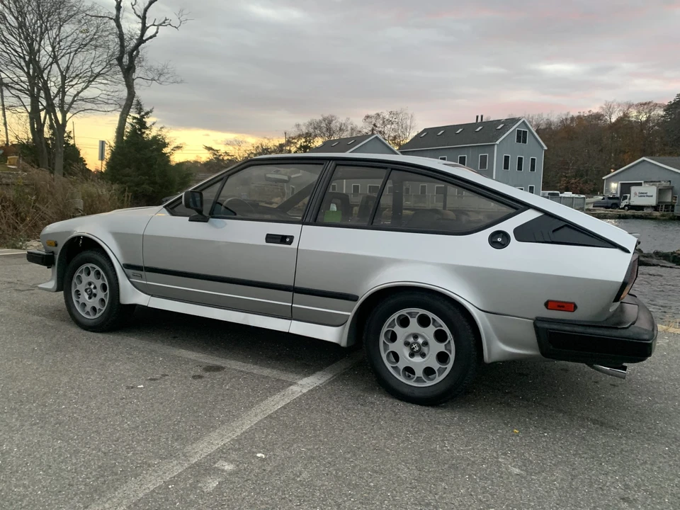 1984 Alfa Romeo Alfetta GT - Image 7 of 31