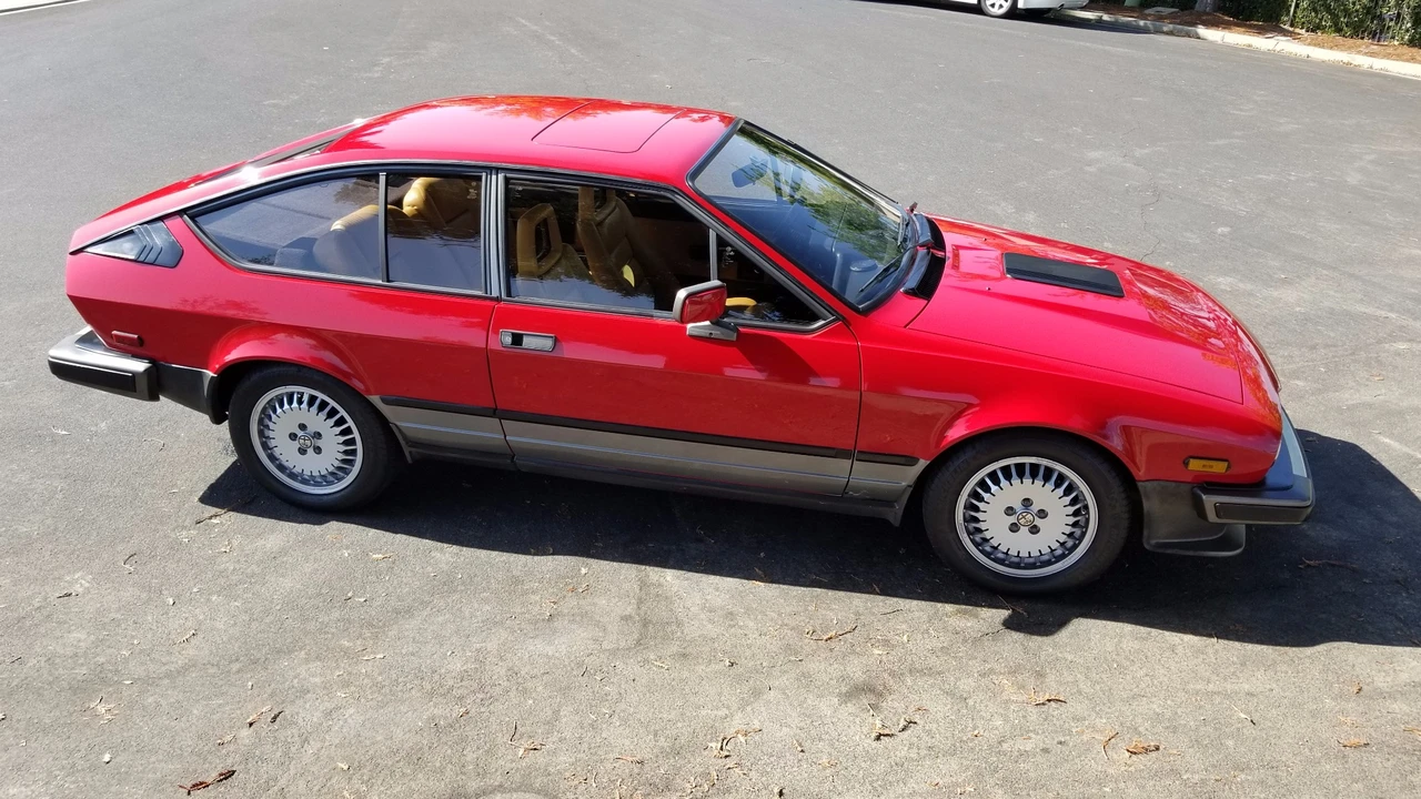1984 Alfa Romeo Alfetta GT - Image 16 of 31
