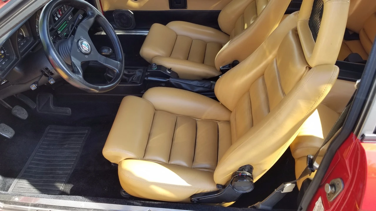 1984 Alfa Romeo Alfetta GT - Image 28 of 31