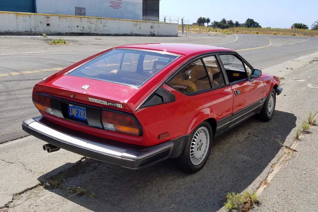 1984 Alfa Romeo Alfetta GT - Image 7 of 31