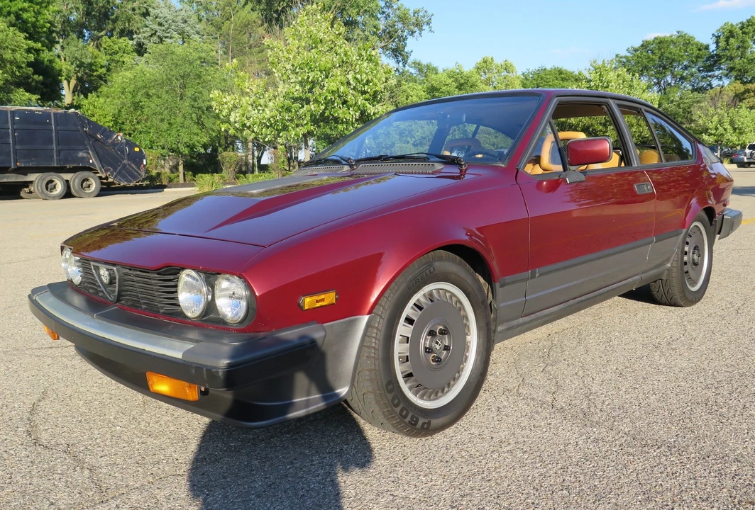 1984 Alfa Romeo Alfetta GT - Image 3 of 31
