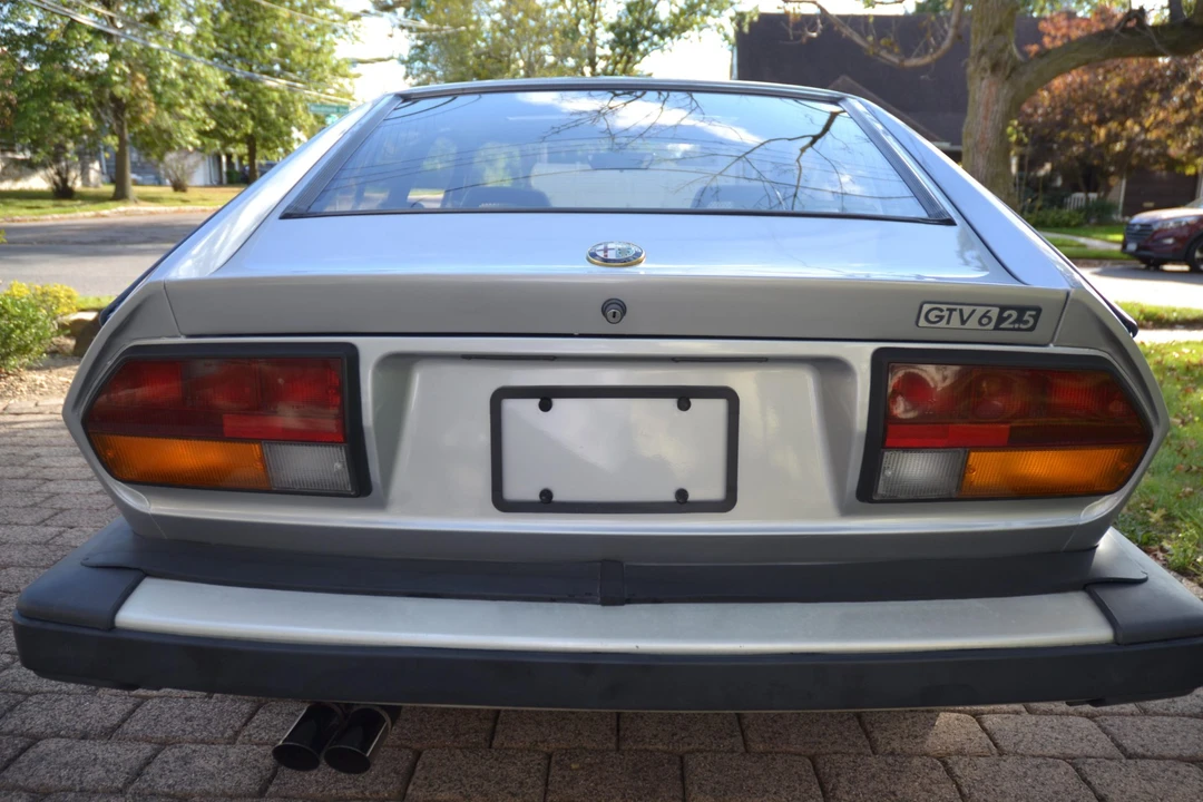 1984 Alfa Romeo Alfetta GT - Image 13 of 31
