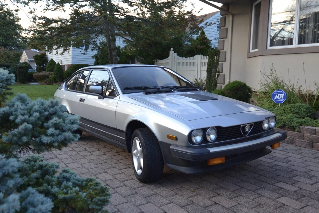 1984 Alfa Romeo Alfetta GT - Image 7 of 31