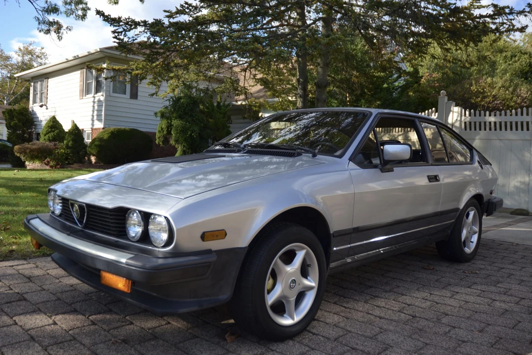1984 Alfa Romeo Alfetta GT - Image 2 of 31