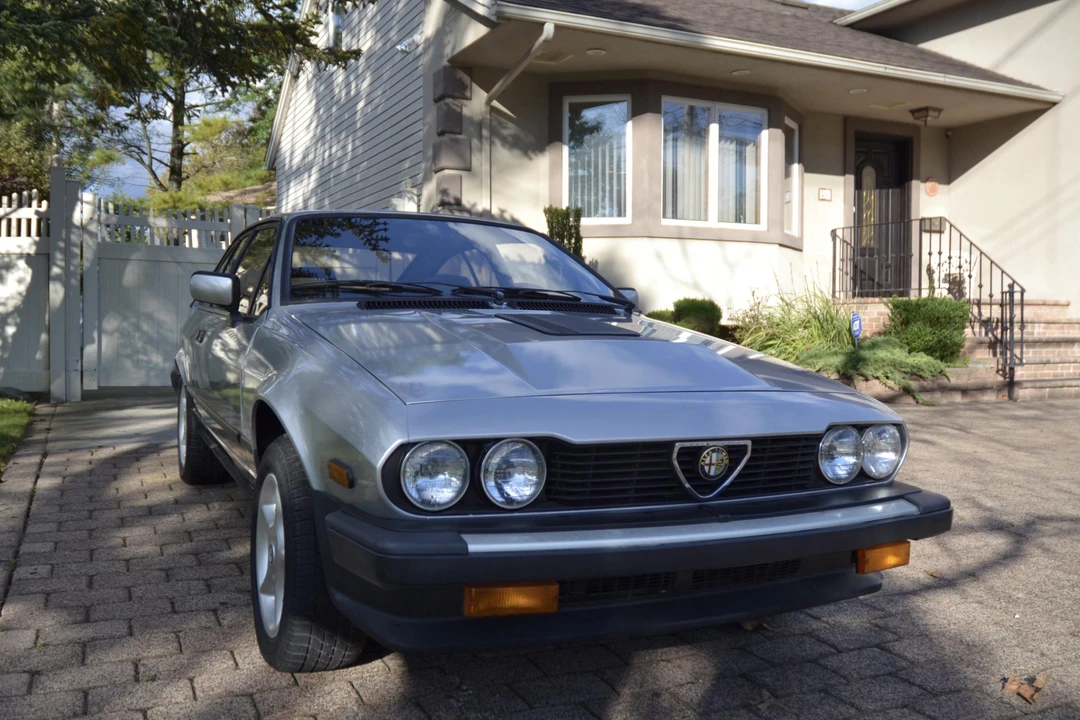 1984 Alfa Romeo Alfetta GT - Image 5 of 31