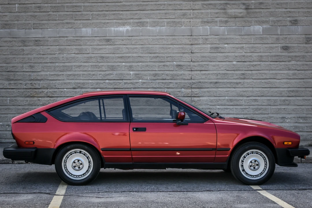 1984 Alfa Romeo Alfetta GT - Image 6 of 31