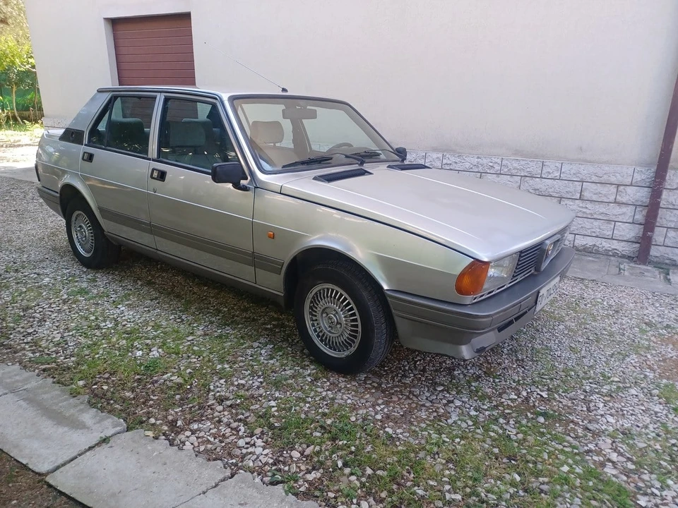 1984 Alfa Romeo 116 Giulietta - Image 22 of 30