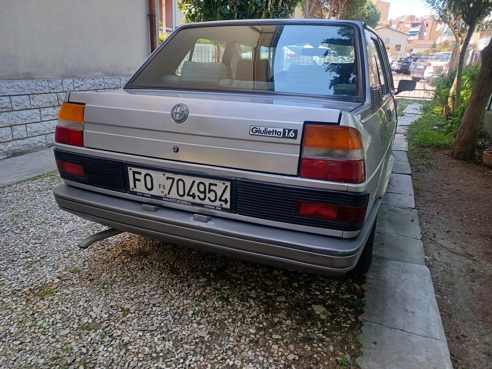 1984 Alfa Romeo 116 Giulietta - Image 17 of 30