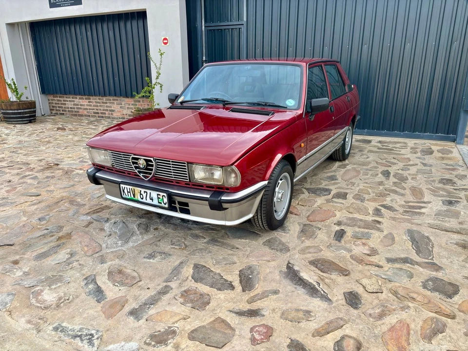 1984 Alfa Romeo 116 Giulietta - Image 9 of 31