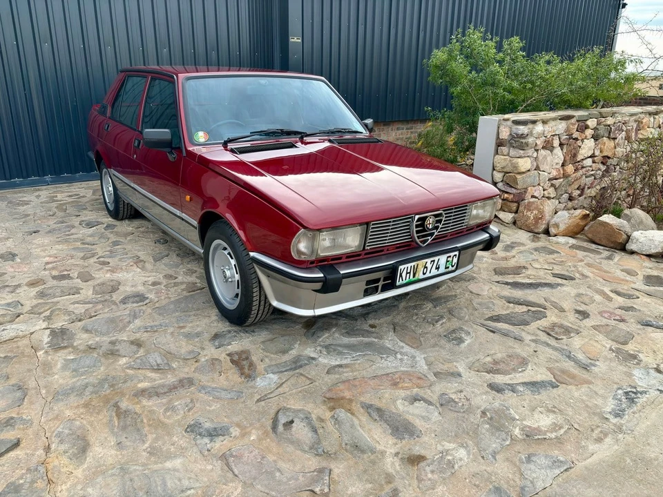1984 Alfa Romeo 116 Giulietta - Image 14 of 31