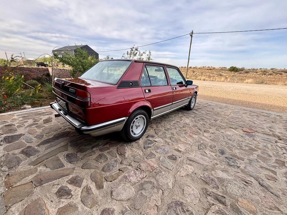 1984 Alfa Romeo 116 Giulietta - Image 28 of 31
