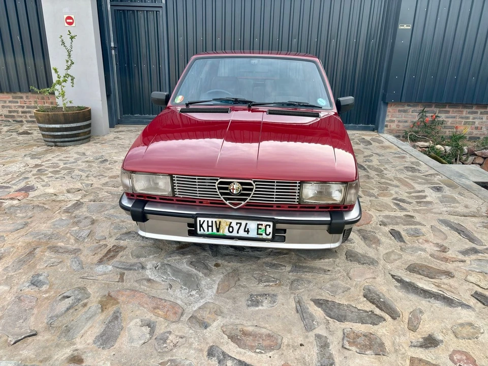 1984 Alfa Romeo 116 Giulietta - Image 10 of 31