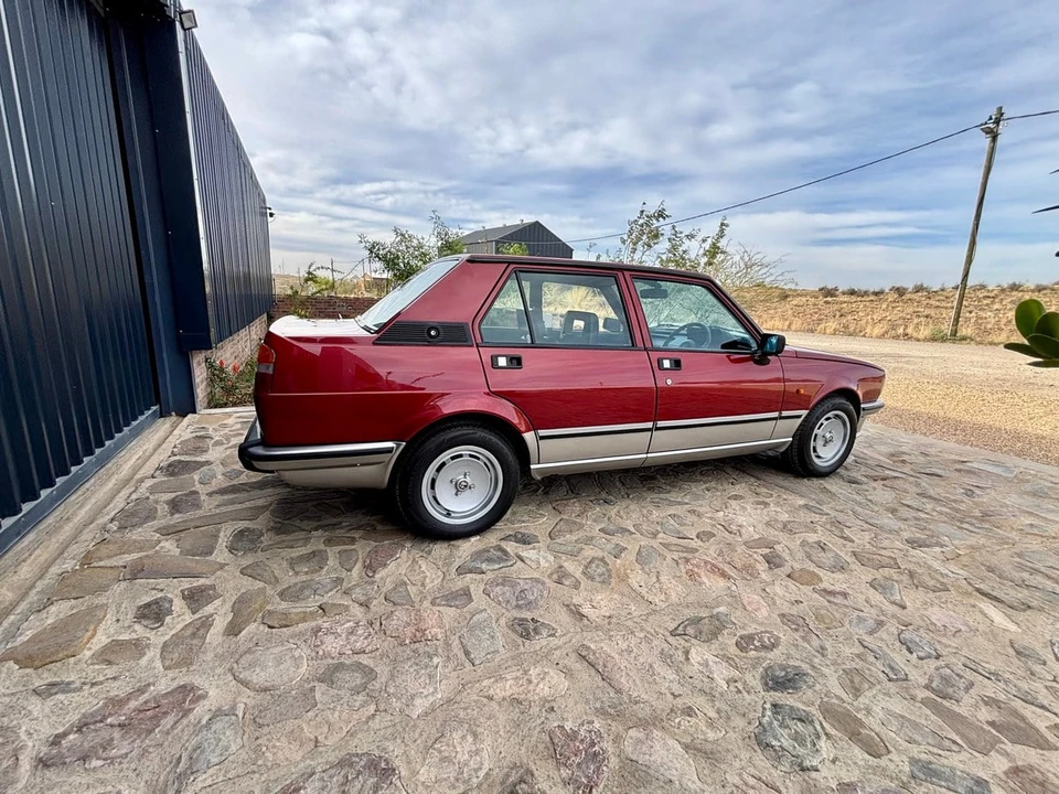 1984 Alfa Romeo 116 Giulietta - Image 4 of 31