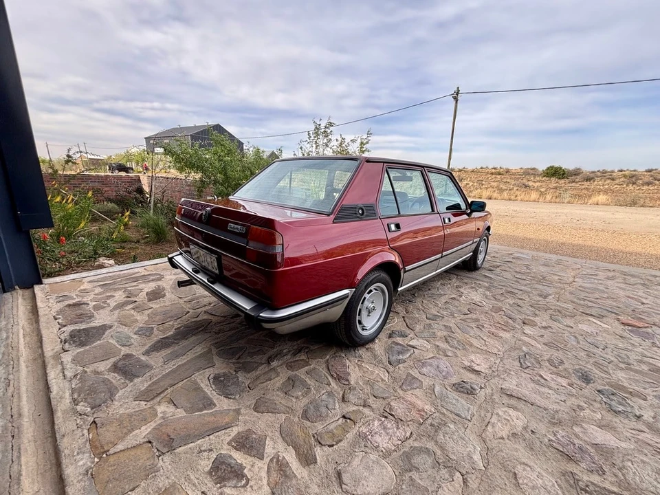 1984 Alfa Romeo 116 Giulietta - Image 29 of 31