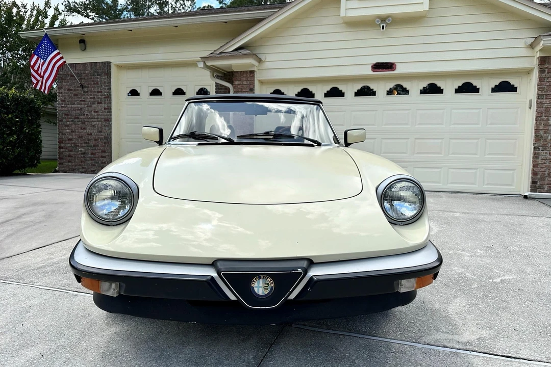 1984 Alfa Romeo Series 3 - Image 9 of 10