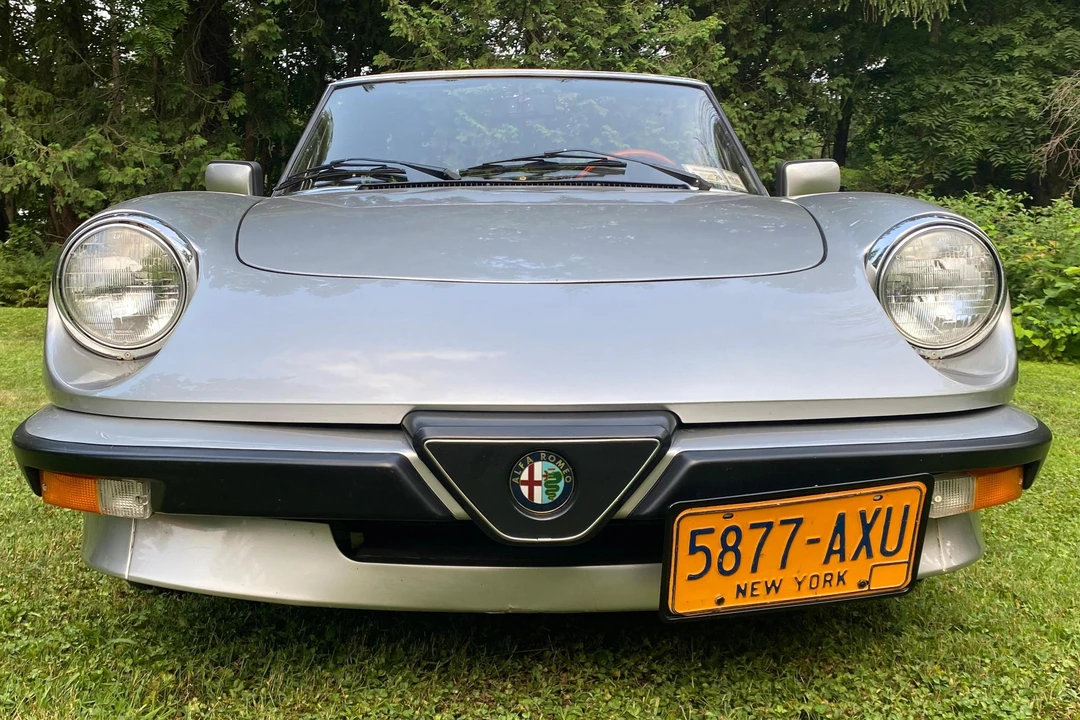 1984 Alfa Romeo Series 3 - Image 2 of 31