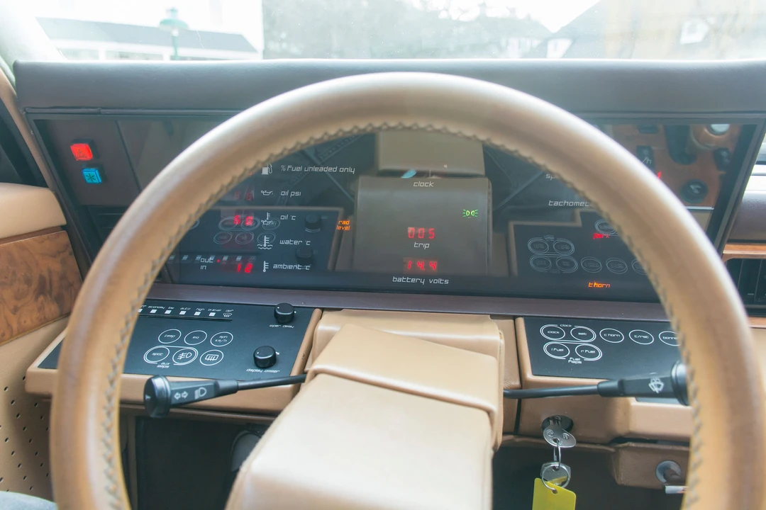 1984 Aston Martin Lagonda - Image 26 of 31