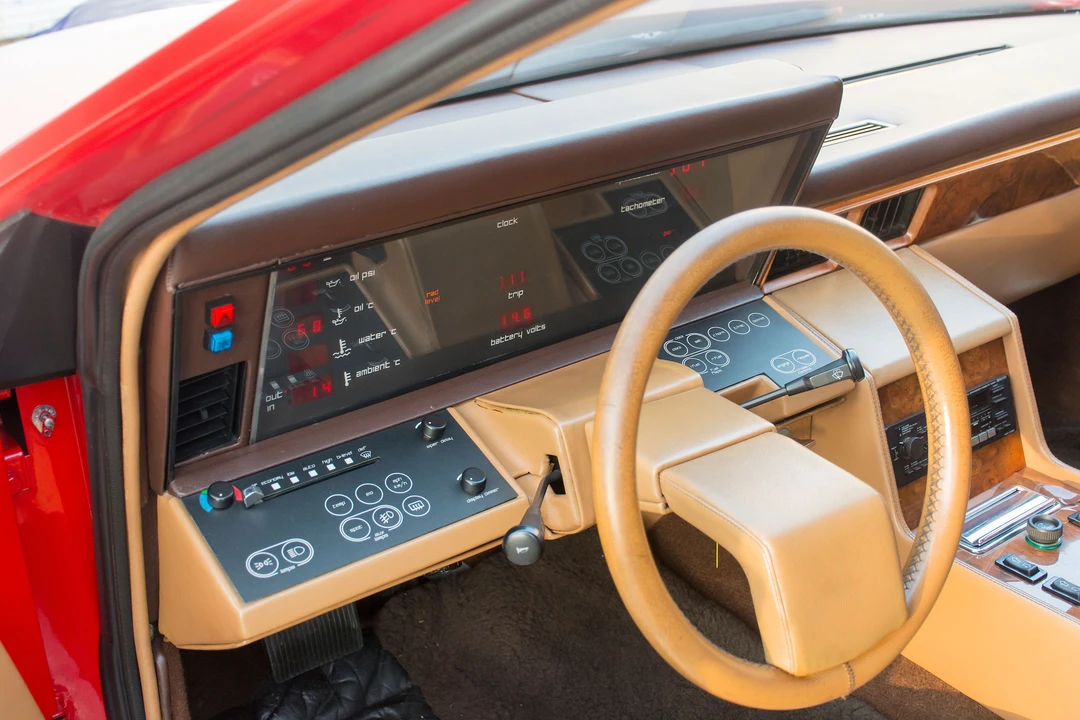 1984 Aston Martin Lagonda - Image 27 of 31