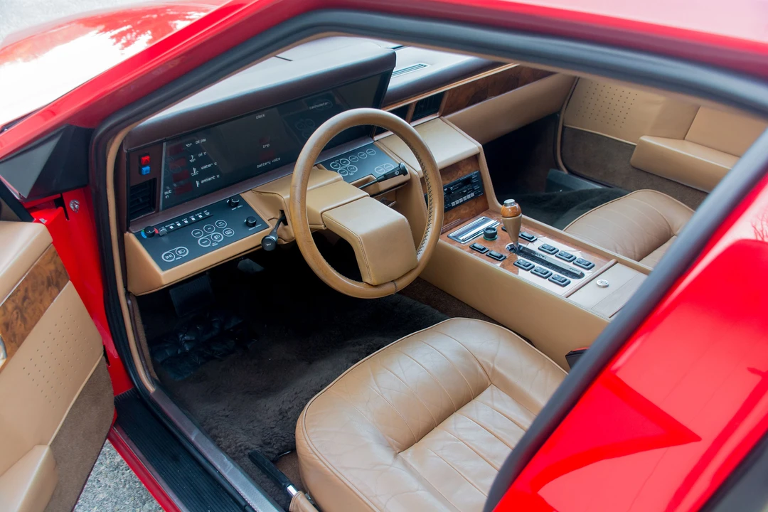 1984 Aston Martin Lagonda - Image 24 of 31
