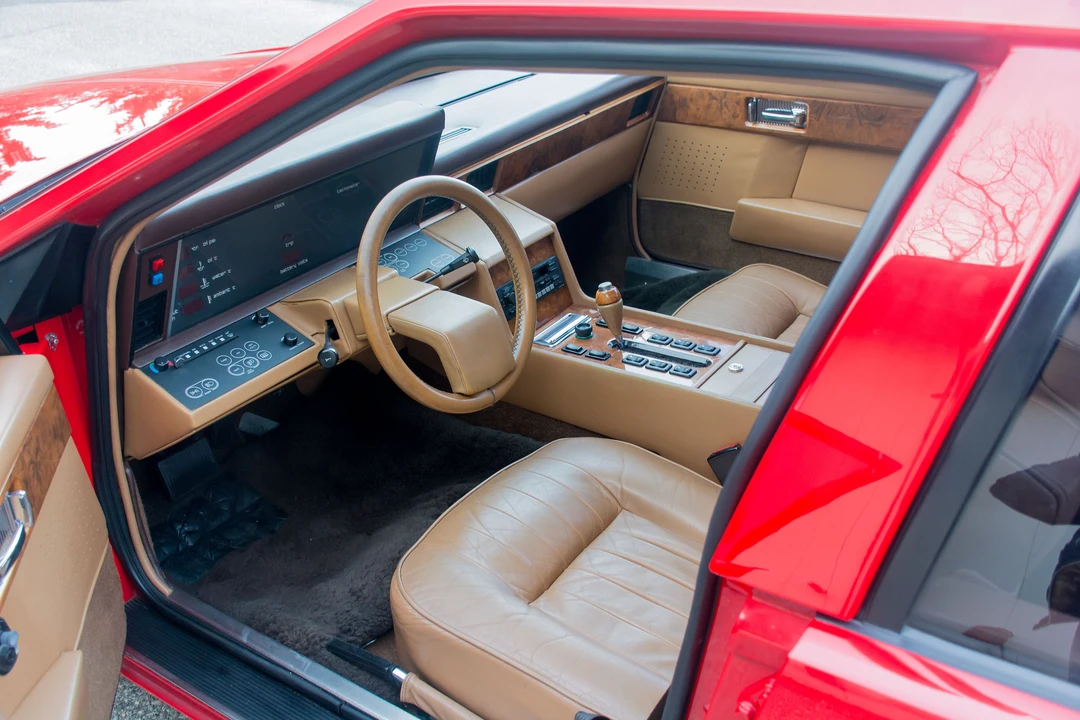 1984 Aston Martin Lagonda - Image 25 of 31