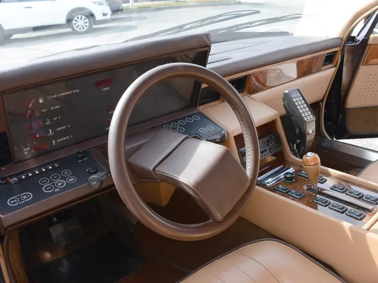 1984 Aston Martin Lagonda - Image 5 of 9