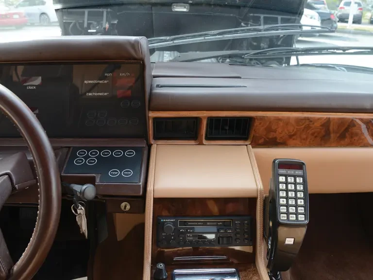 1984 Aston Martin Lagonda - Image 7 of 9