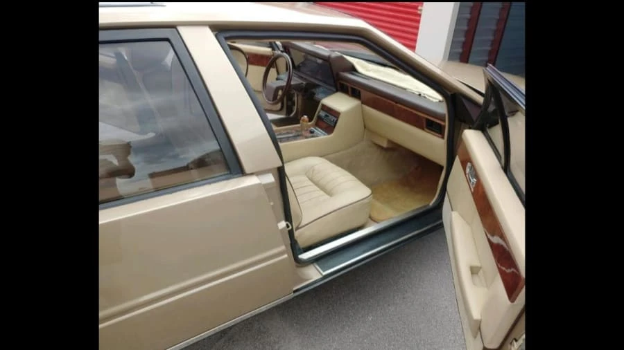 1984 Aston Martin Lagonda - Image 5 of 17
