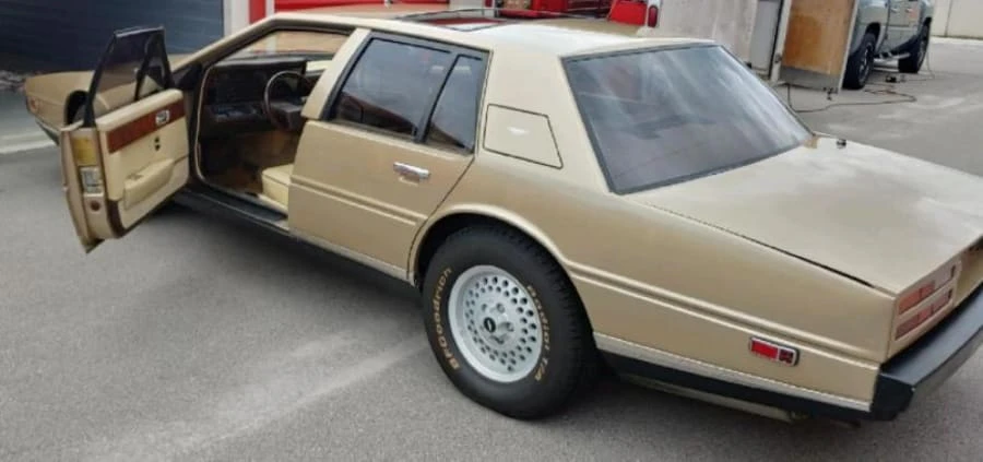 1984 Aston Martin Lagonda - Image 7 of 17
