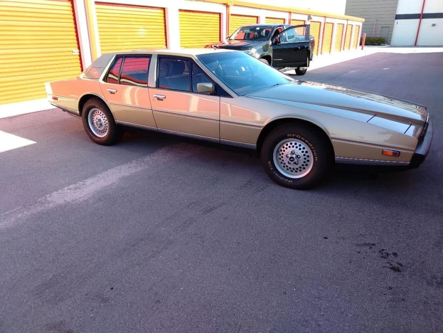 1984 Aston Martin Lagonda - Image 17 of 17
