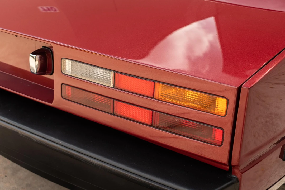 1984 Aston Martin Lagonda - Image 9 of 31