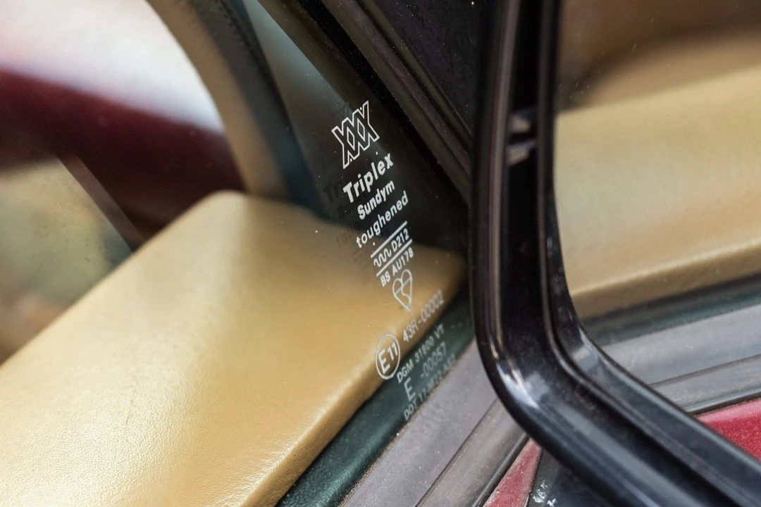 1984 Aston Martin Lagonda - Image 15 of 31