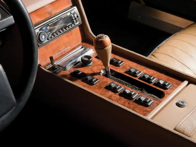 1984 Aston Martin Lagonda - Image 9 of 15