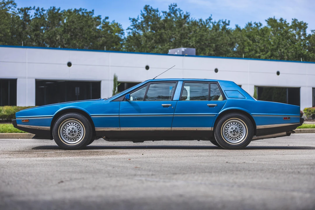 1984 Aston Martin Lagonda - Image 10 of 31