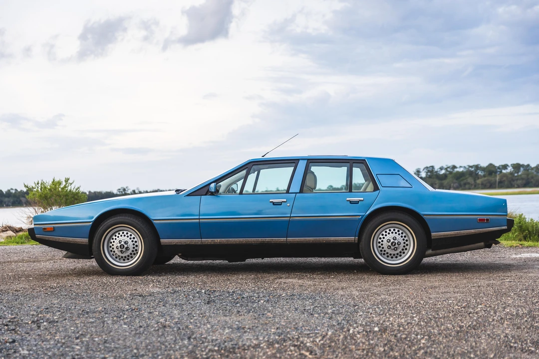 1984 Aston Martin Lagonda - Image 11 of 31