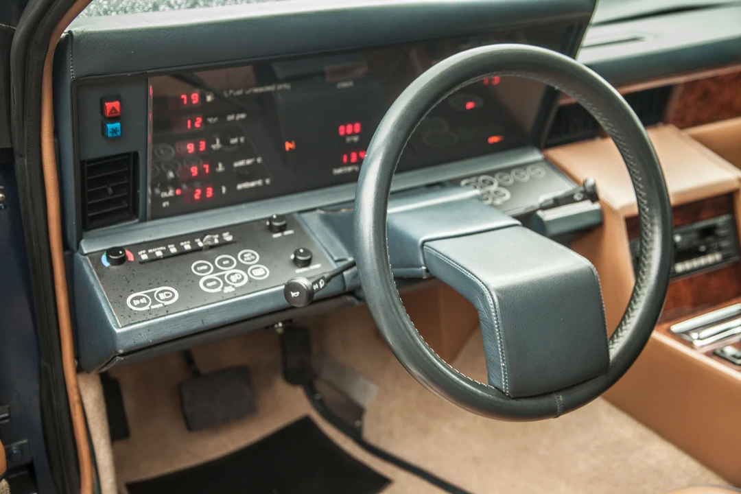 1984 Aston Martin Lagonda - Image 18 of 24