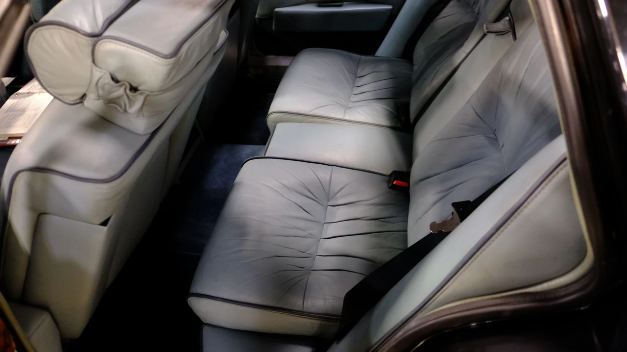 1984 Aston Martin Lagonda - Image 19 of 20
