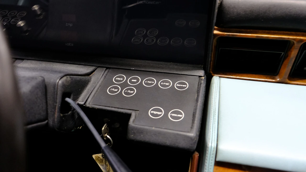 1984 Aston Martin Lagonda - Image 16 of 20