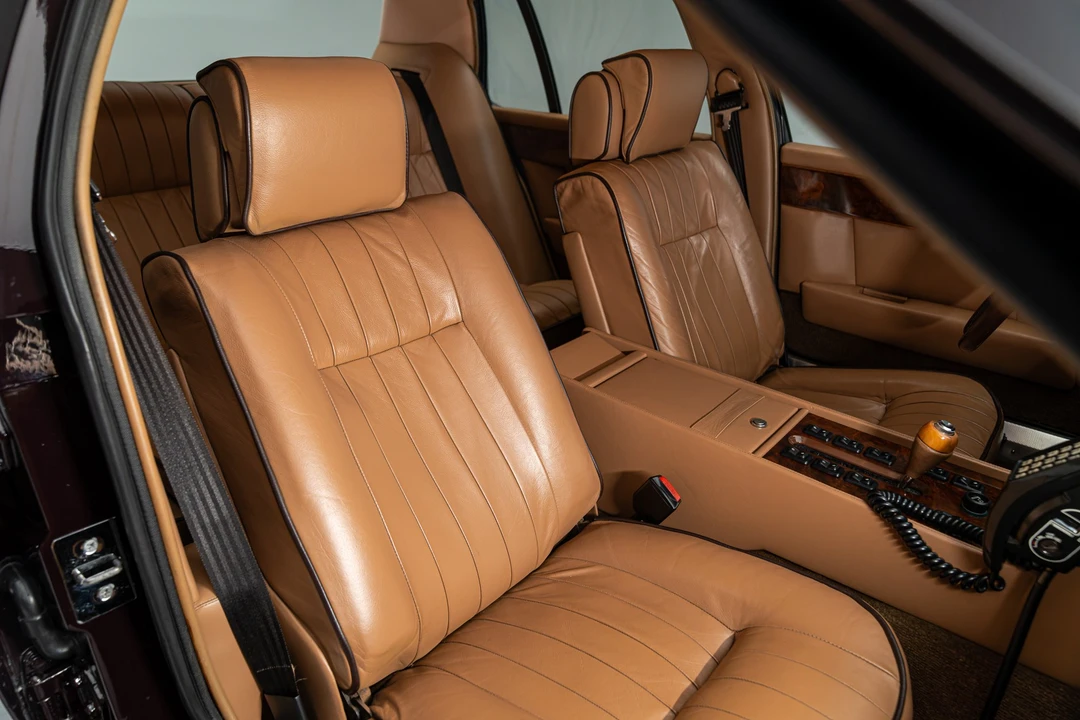 1984 Aston Martin Lagonda - Image 25 of 31