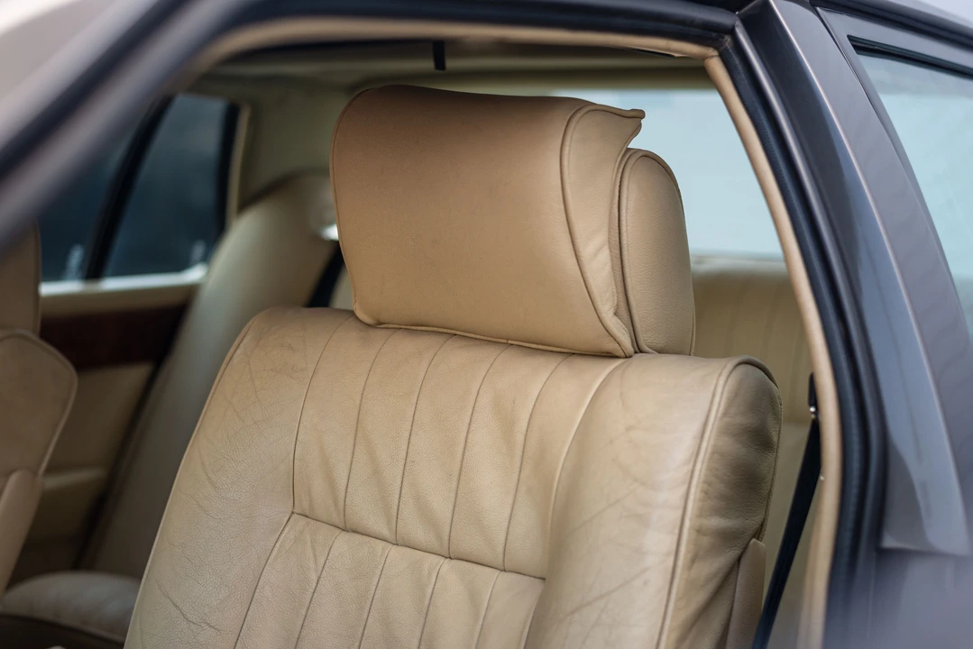 1984 Aston Martin Lagonda - Image 26 of 31