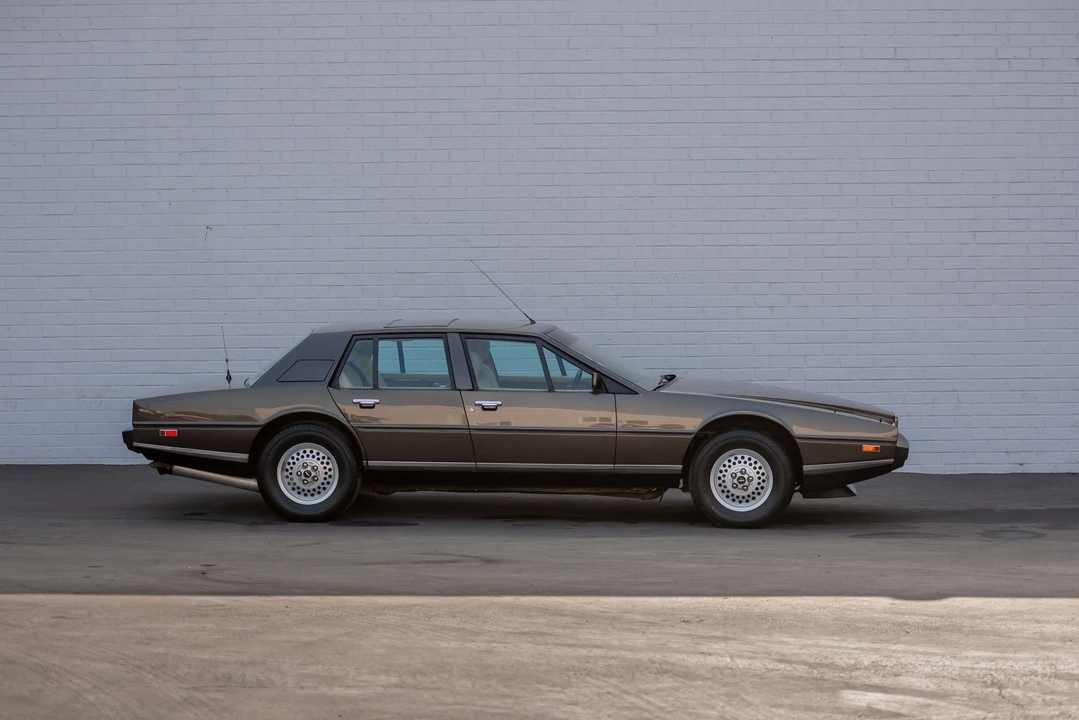 1984 Aston Martin Lagonda - Image 4 of 31