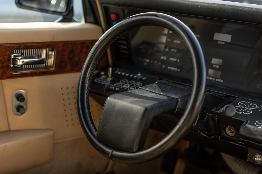 1984 Aston Martin Lagonda - Image 22 of 31