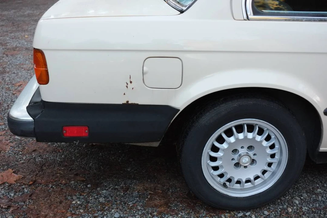 1984 BMW E30 3 Series - Image 4 of 8