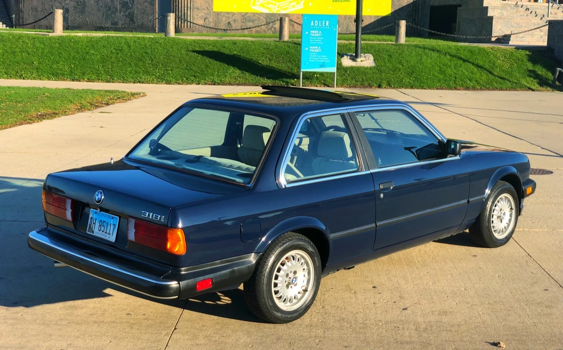 1984 BMW E30 3 Series - Image 12 of 31