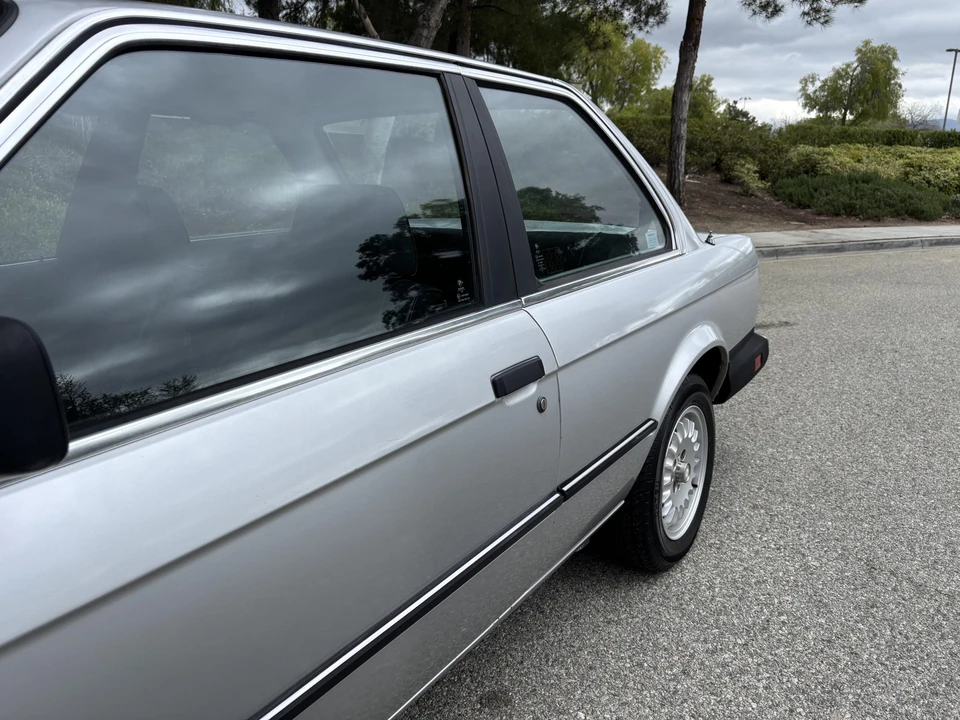 1984 BMW E30 3 Series - Image 12 of 31