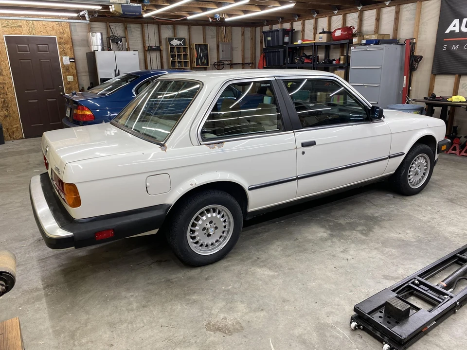 1984 BMW E30 3 Series - Image 11 of 31