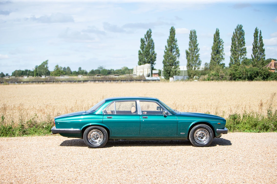 1984 BMW E30 3 Series - Image 12 of 27